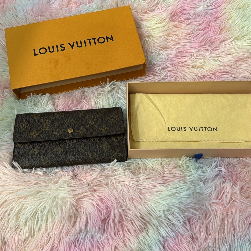 LV wallet